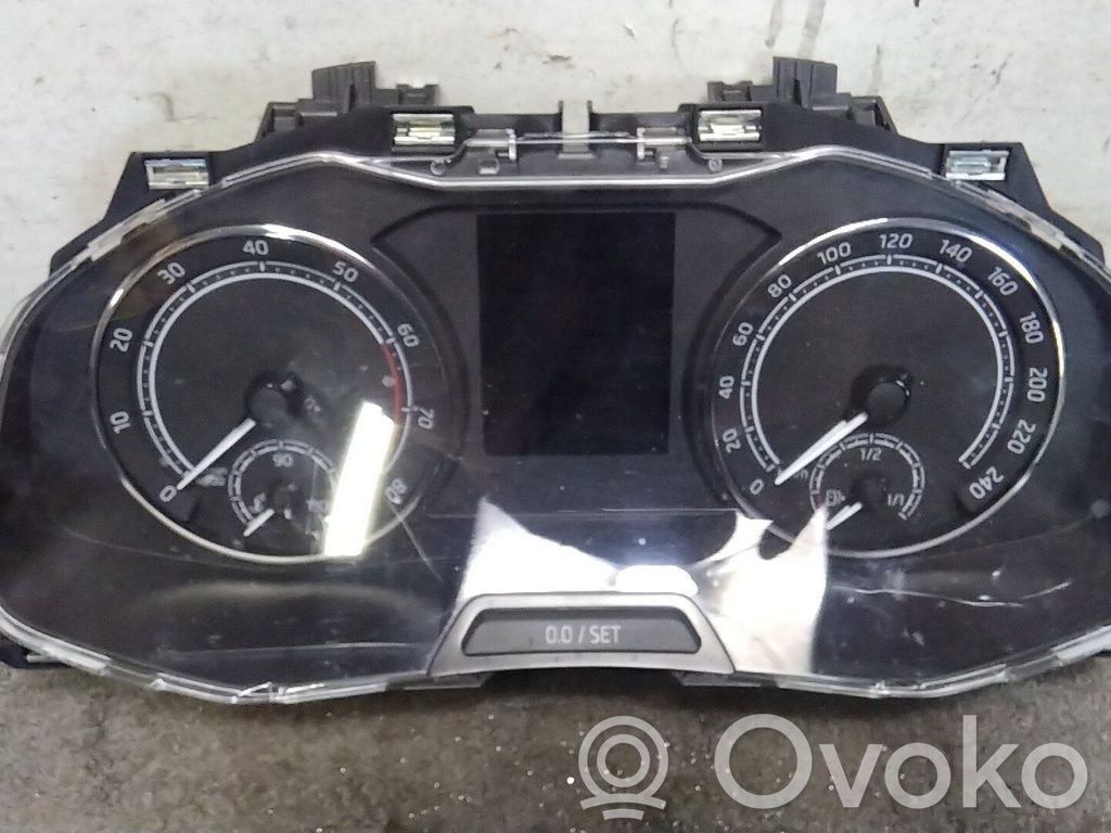 Skoda Scala Compteur de vitesse tableau de bord 