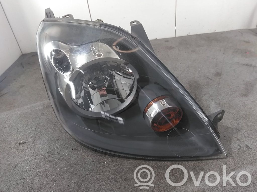 Ford Fiesta Phare frontale 