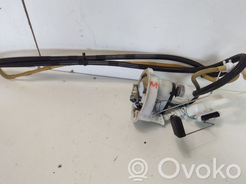 BMW 3 E90 E91 Fuel level sensor 