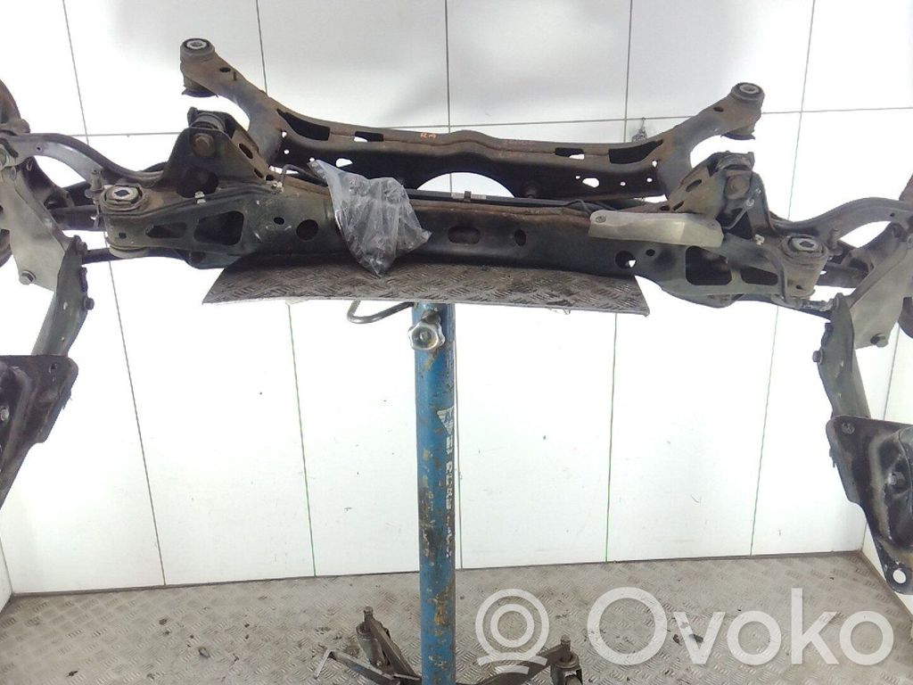 Eje trasero   3Q0505235AA