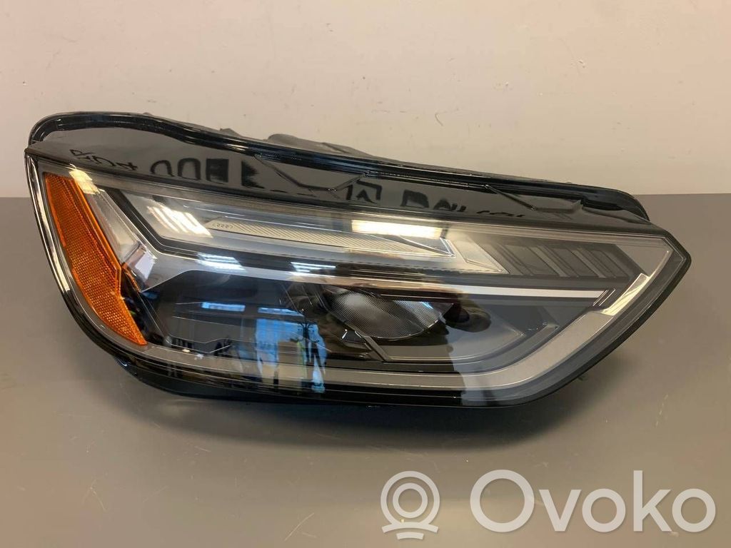 Audi Q5 SQ5 FY Lampa przednia 