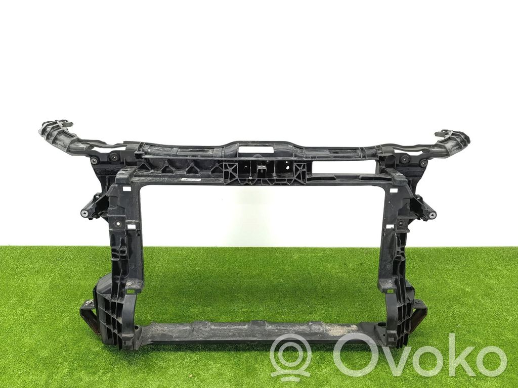 Audi A1 Radiatorių panelė 
