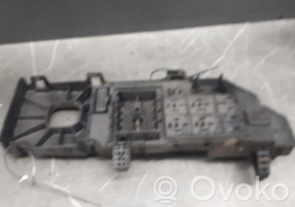 Opel Vectra C Juego de caja de fusibles 