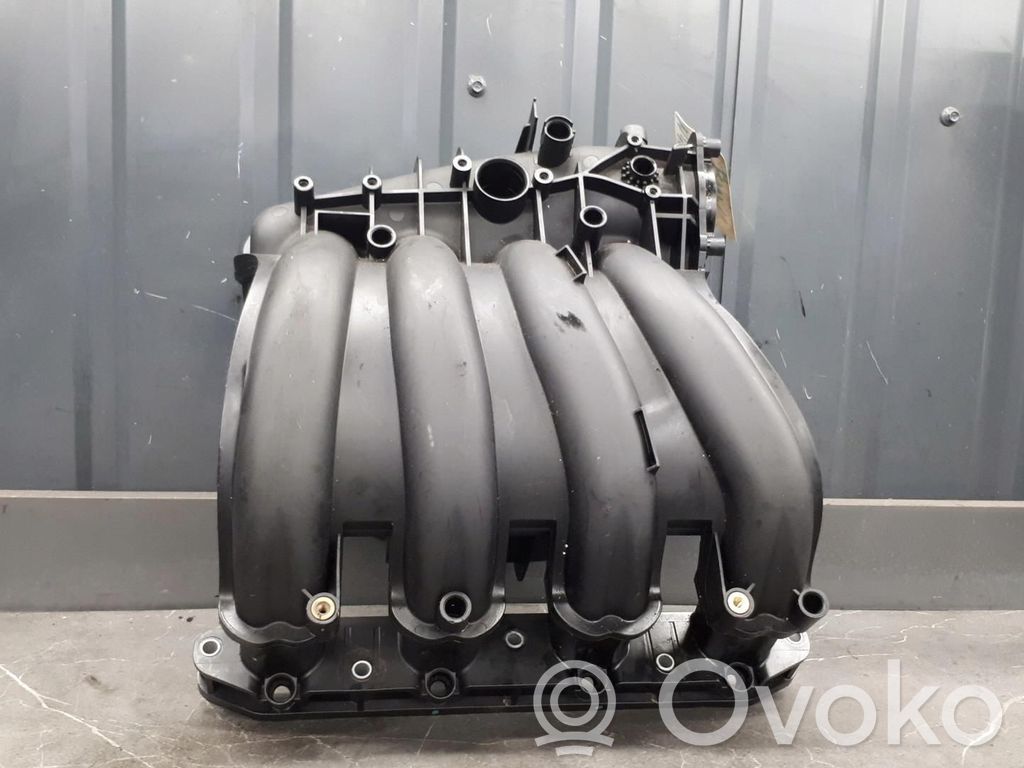 BMW 1 E81 E87 Kolektorius įsiurbimo 