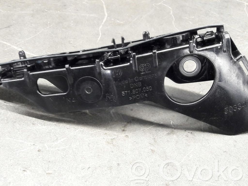 Volkswagen Tiguan Uchwyt / Mocowanie zderzaka przedniego 