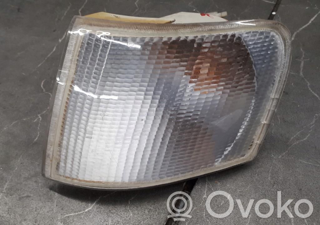 Ford Escort Front fender indicator light 