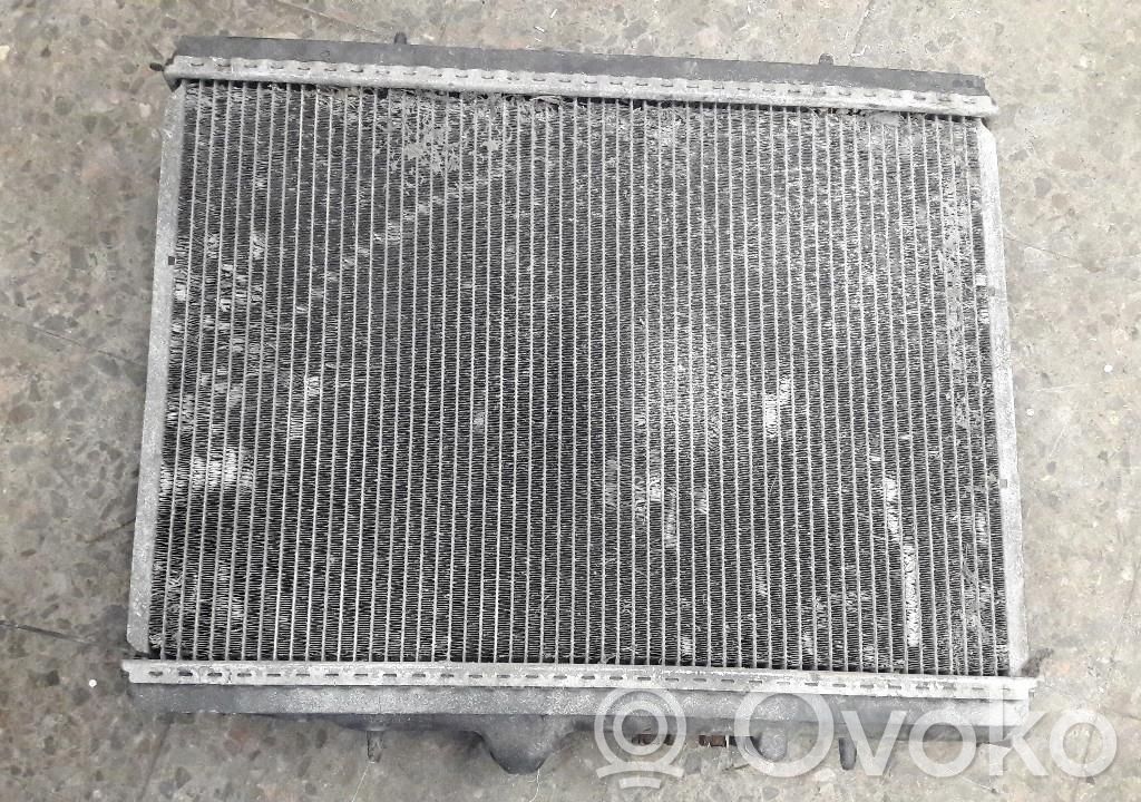 Citroen C5 Aircross Jäähdyttimen lauhdutin 