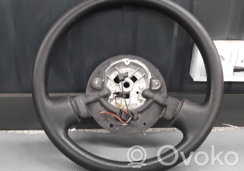 Ford Fiesta Ohjauspyörä 