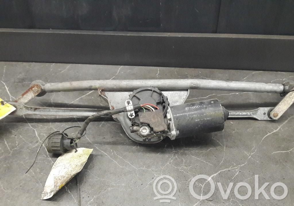 Front wiper linkage   8353433