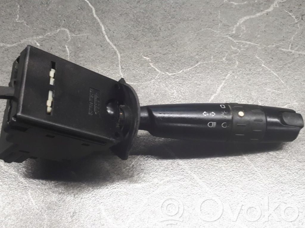 Peugeot 405 Interruptor de luz antiniebla 