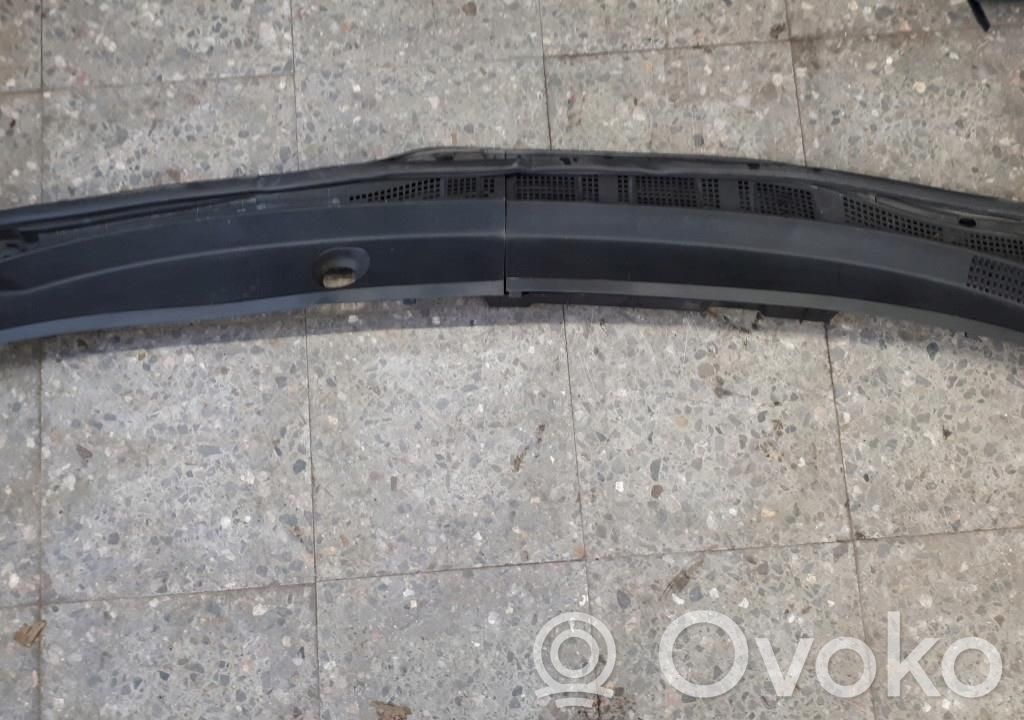 Wiper trim