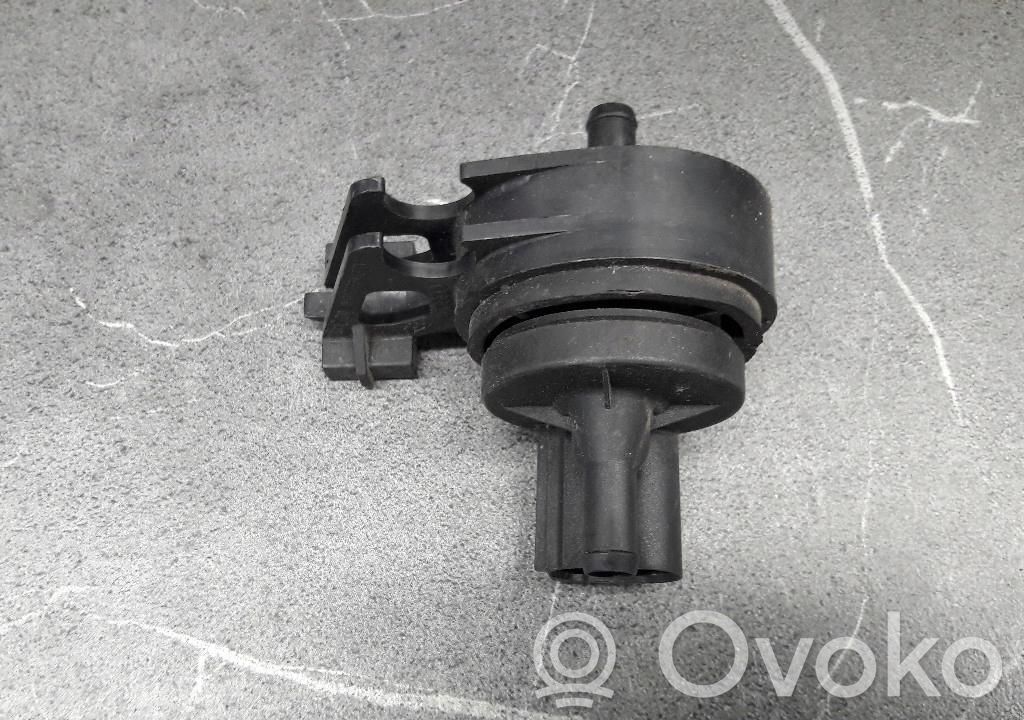 Volkswagen Fox Válvula del depósito de combustible 