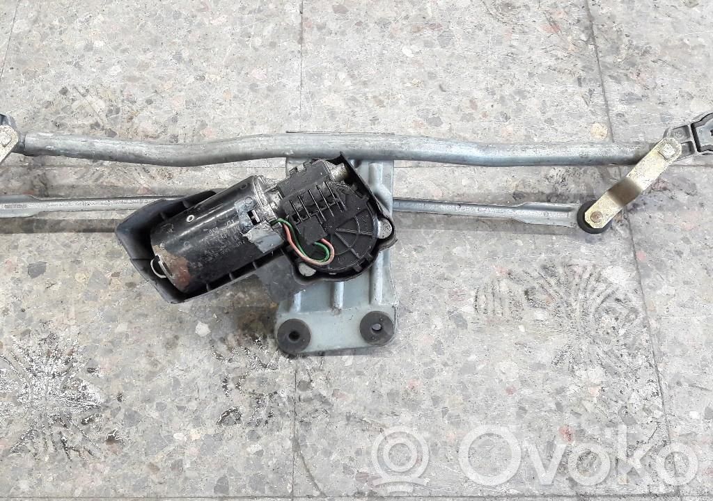 Ford Escort Etupyyhkimen vivusto 