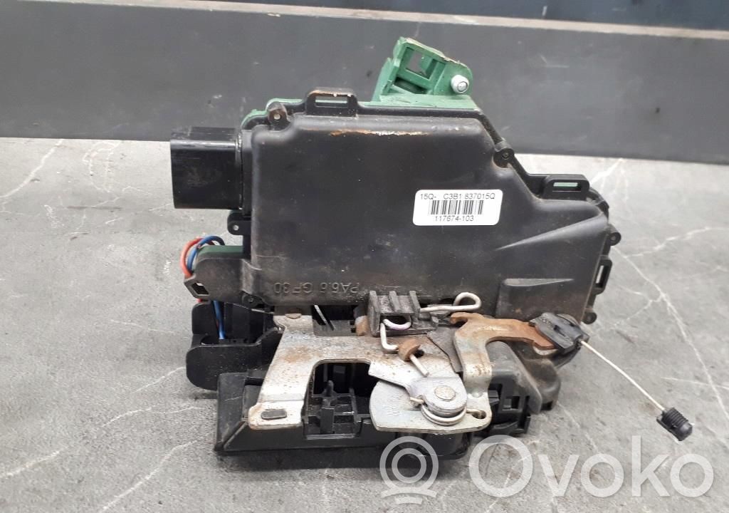 Skoda Octavia Mk1 (1U) Zamek drzwi przednich 