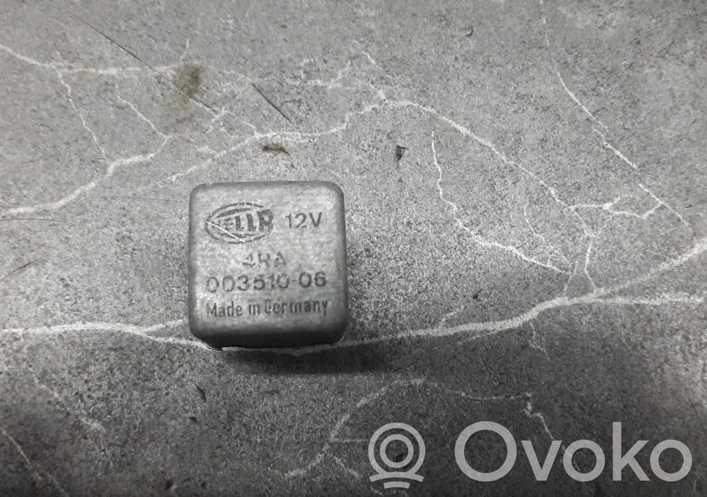 Saab 9-5 Fuel pump relay 