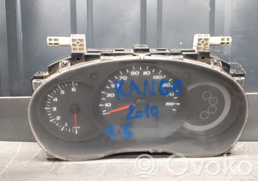 Renault Megane III Geschwindigkeitsmesser Cockpit 