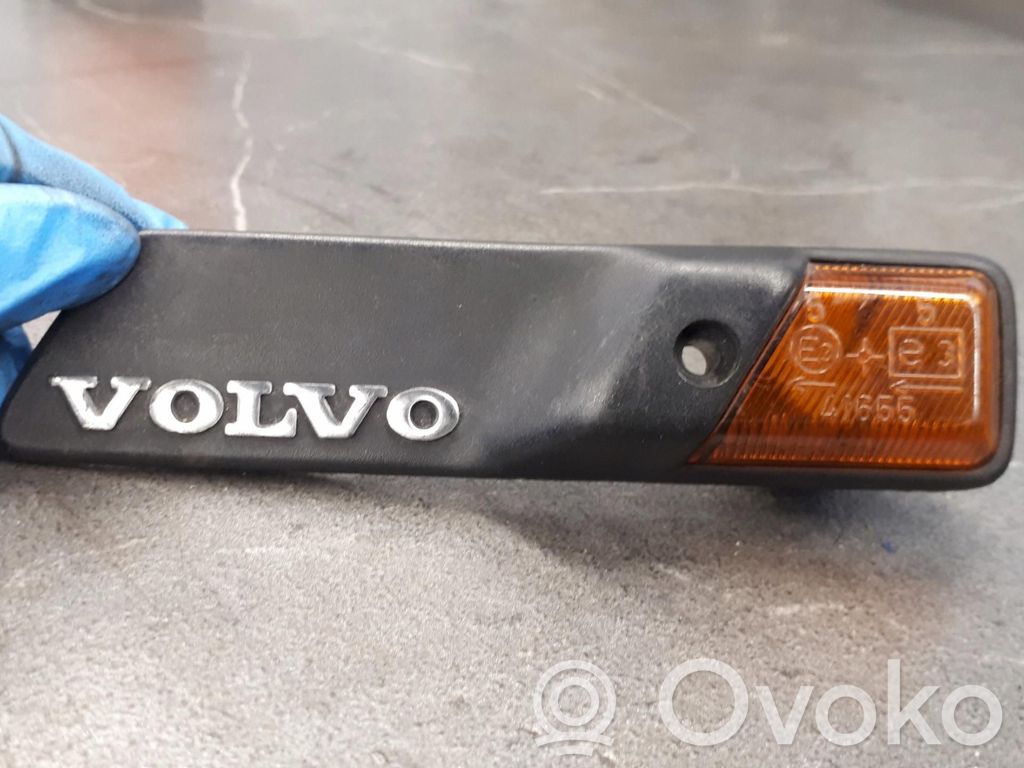 Volvo 440 Semnalizator bară față 