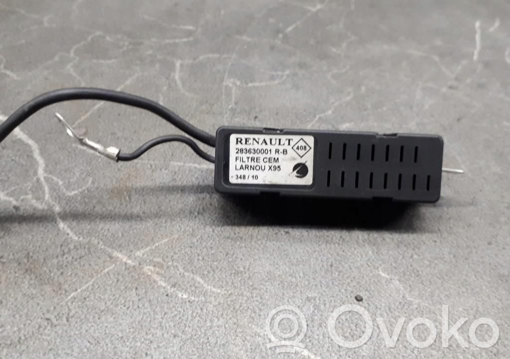 Renault Megane II Wzmacniacz audio 