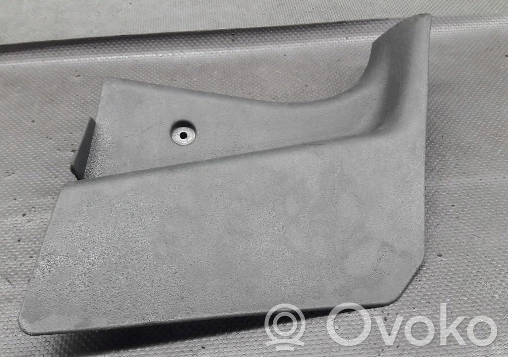 Audi A3 S3 8L Galinio slenksčio apdaila (vidinė) 