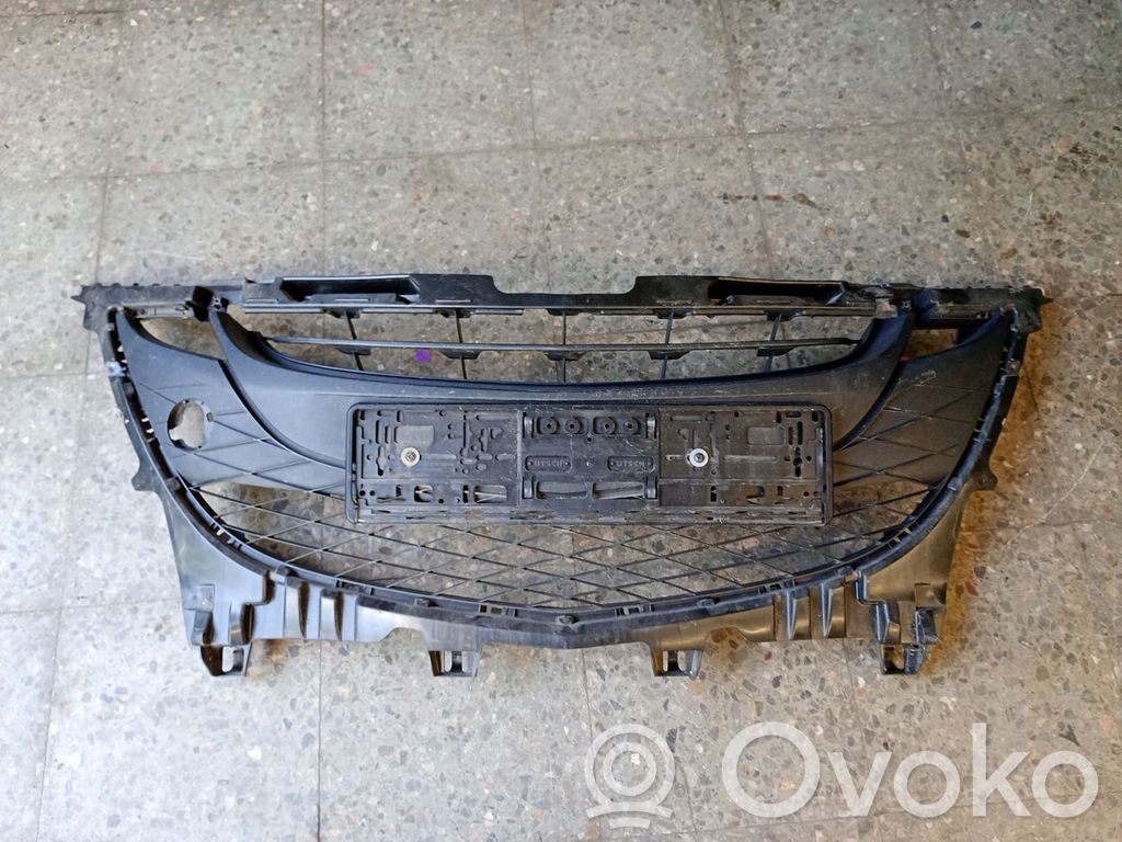 Mazda 5 Maskownica / Grill / Atrapa górna chłodnicy 