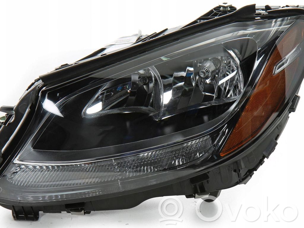 Mercedes-Benz C W205 Lampa LED do jazdy dziennej 
