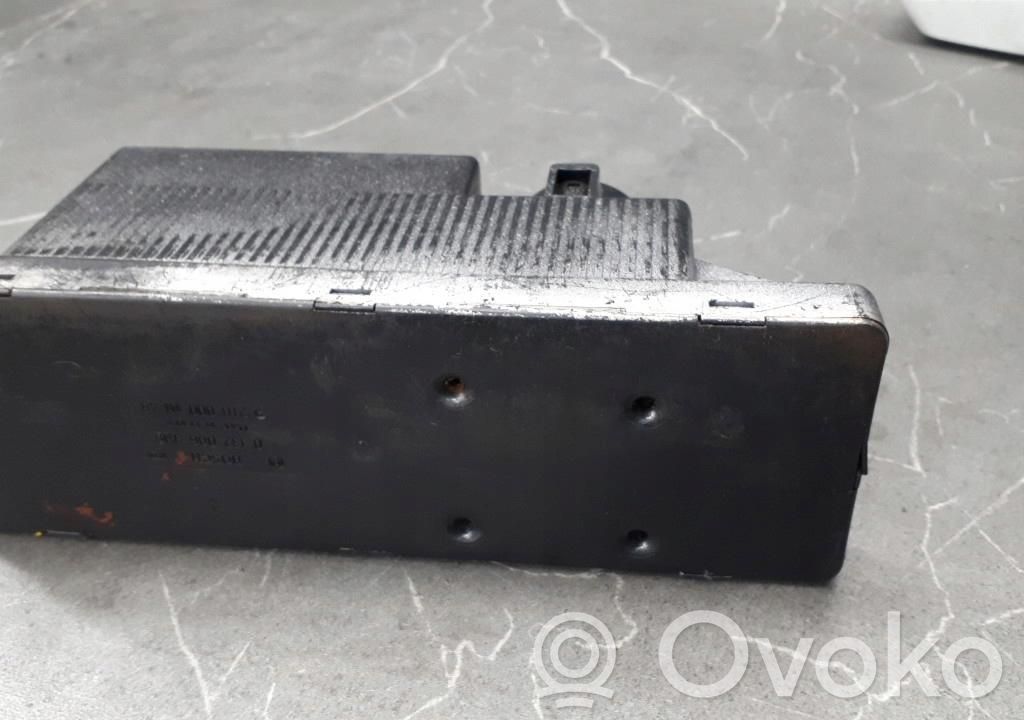 Mercedes-Benz E W210 Pompă vacuum închidere centralizată 