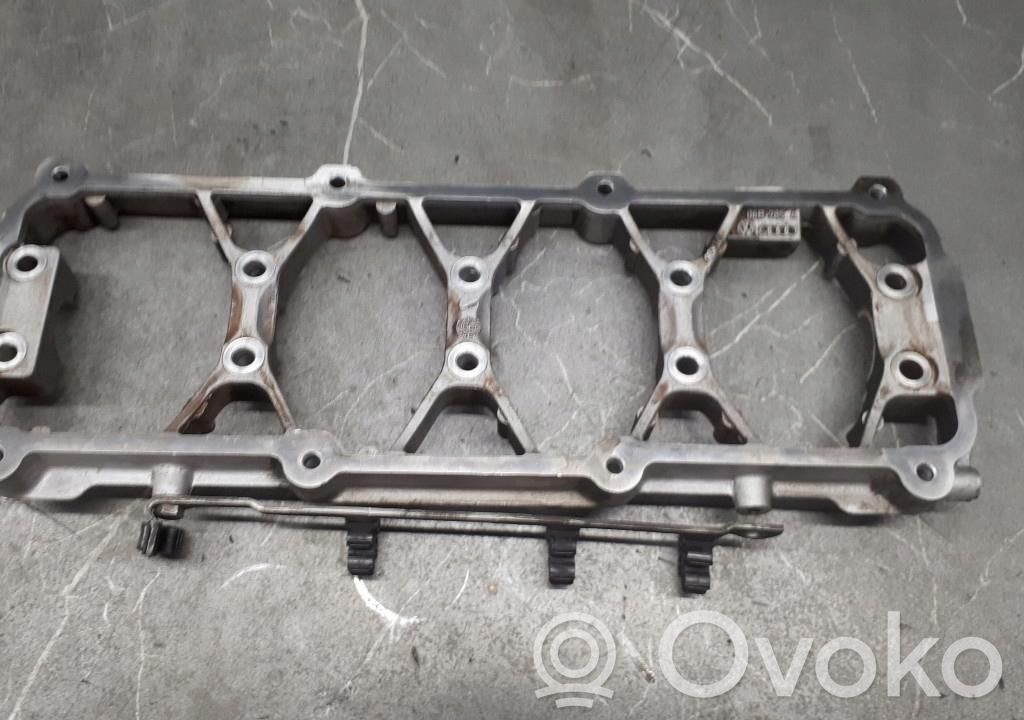 Volkswagen Jetta III Rocker cam cover 
