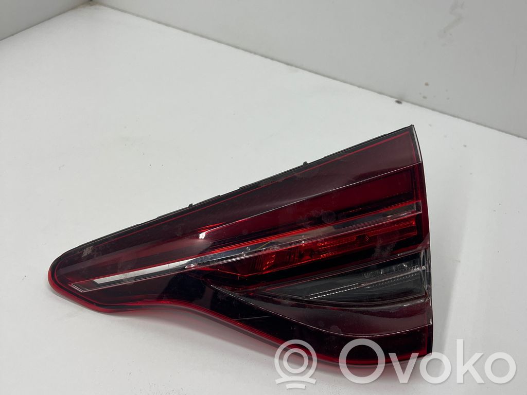 Lampy tylnej klapy bagażnika   265503304R,17836F,193412198