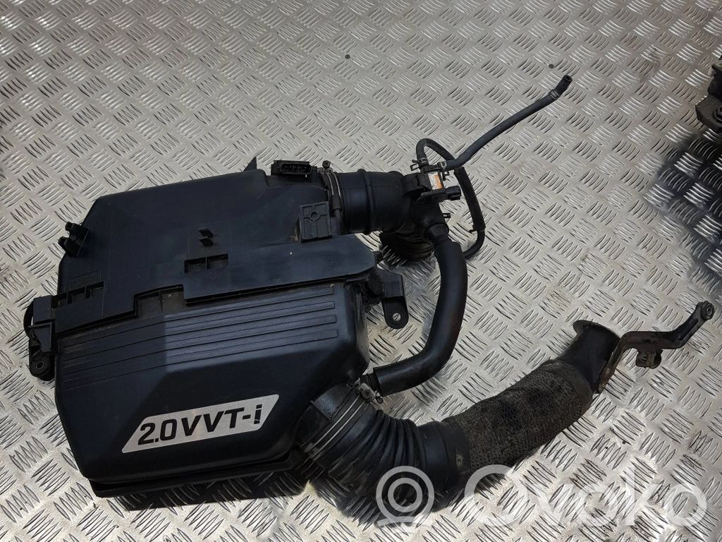 Toyota RAV 4 (XA20) Air filter box 