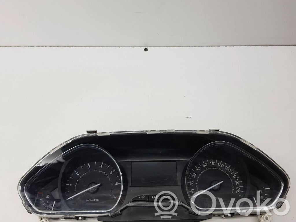 Peugeot 2008 I Licznik / Prędkościomierz 