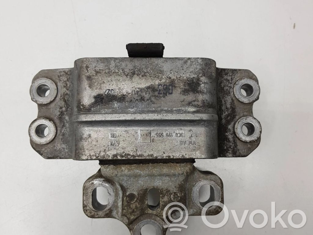 Engine mount bracket   3C0199555,3C0199555S