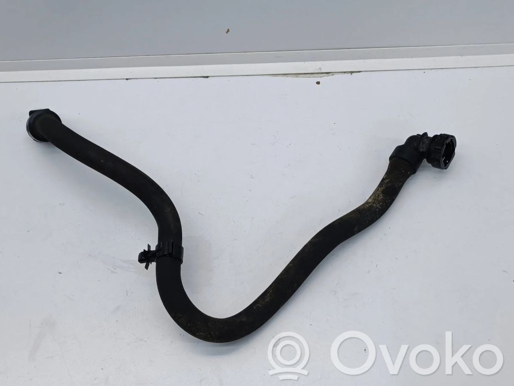 Engine coolant pipe/hose