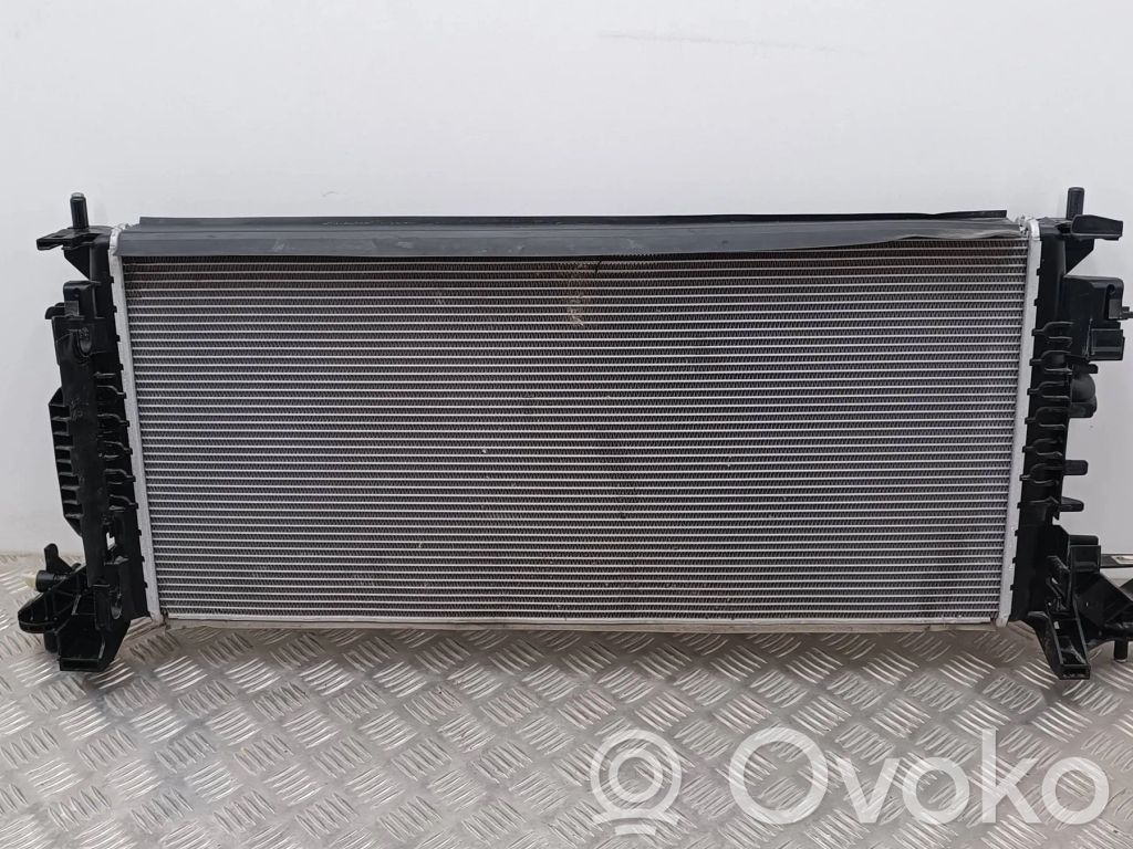 Opel Astra K Coolant radiator 