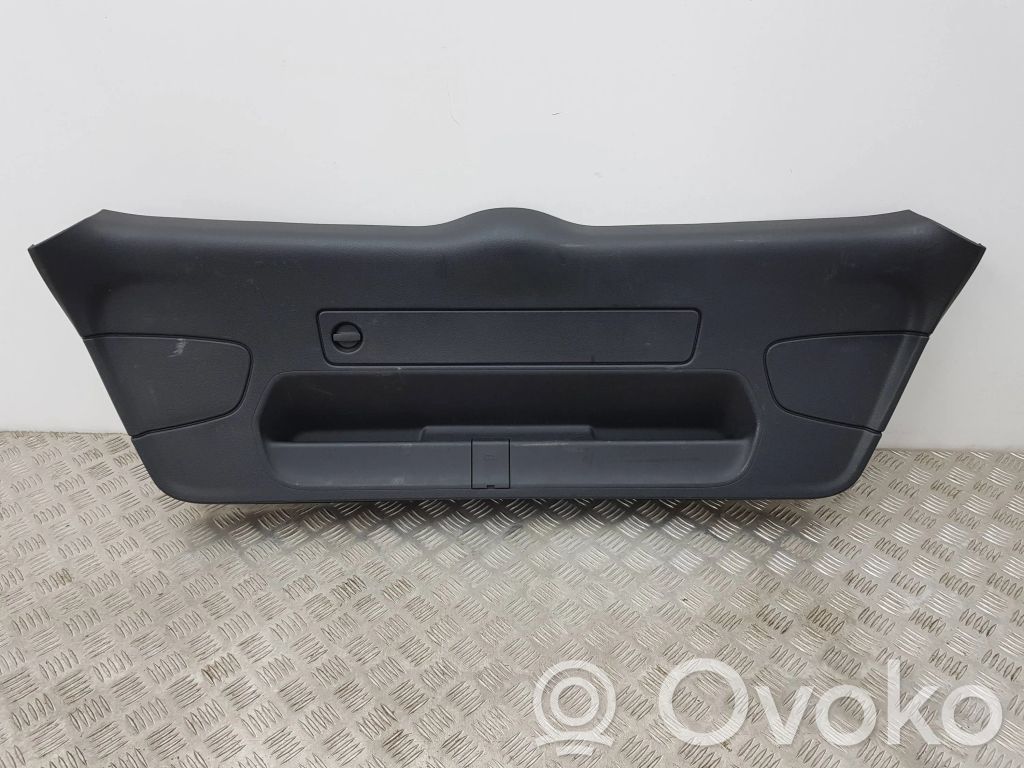 Audi A3 S3 8V Tailgate/boot cover trim set 