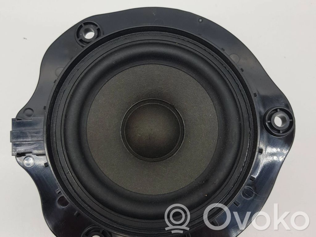 Audi A3 S3 8V Altavoz de la puerta delantera 