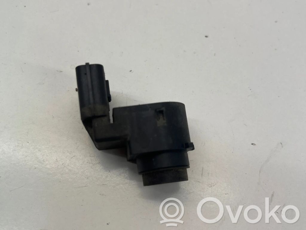 Hyundai Tucson TL Uchwyt tylnego czujnika parkowania PDC 
