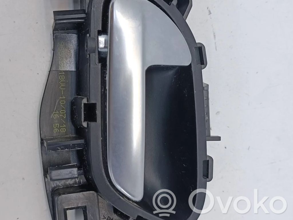 Peugeot 208 I Front door interior handle 