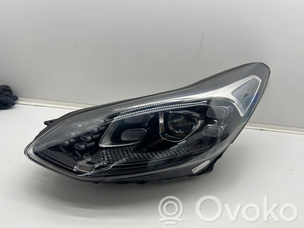 KIA Sportage Lampa przednia 