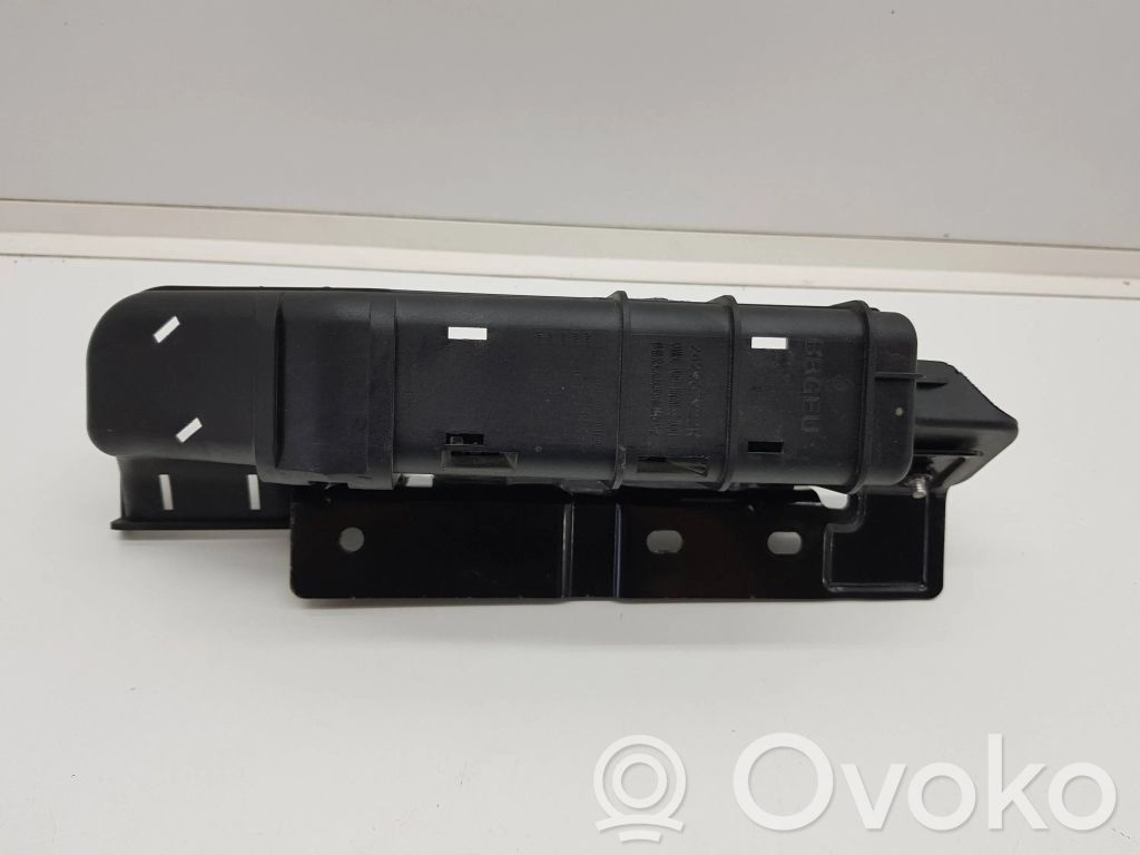 Dacia Spring Alte piese compartiment motor 