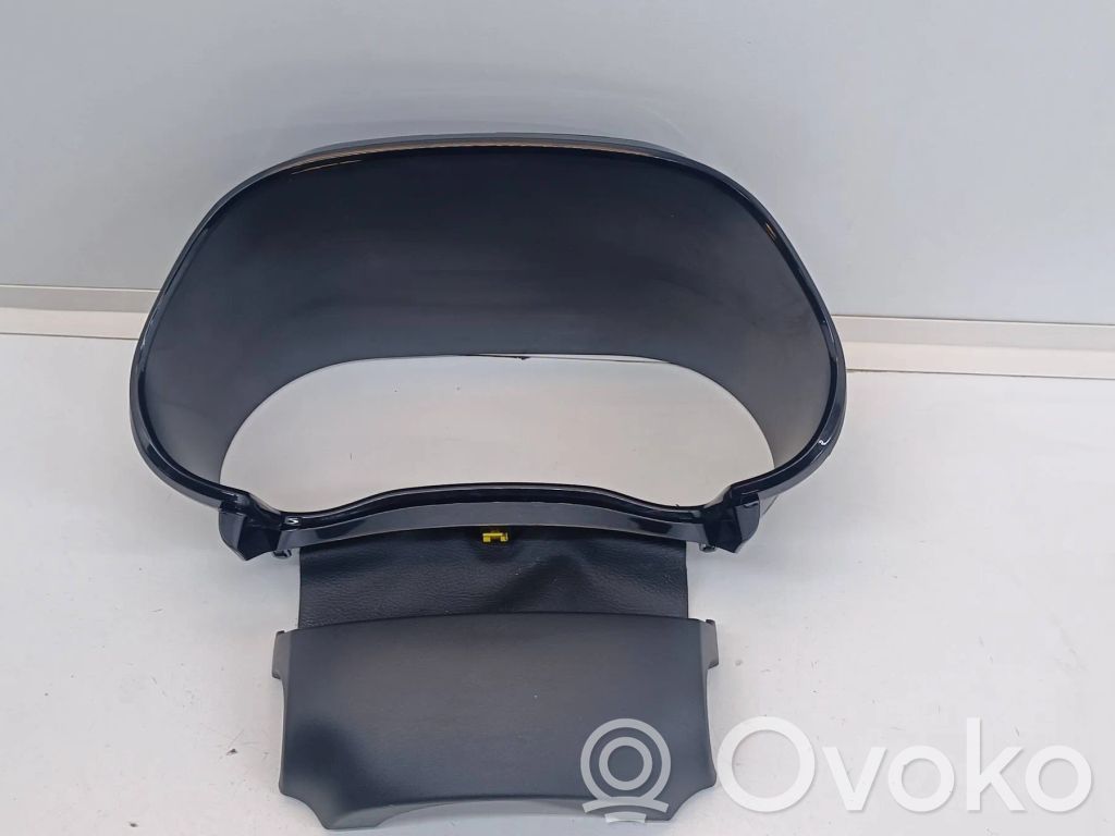 Dacia Spring Moldura del panel 
