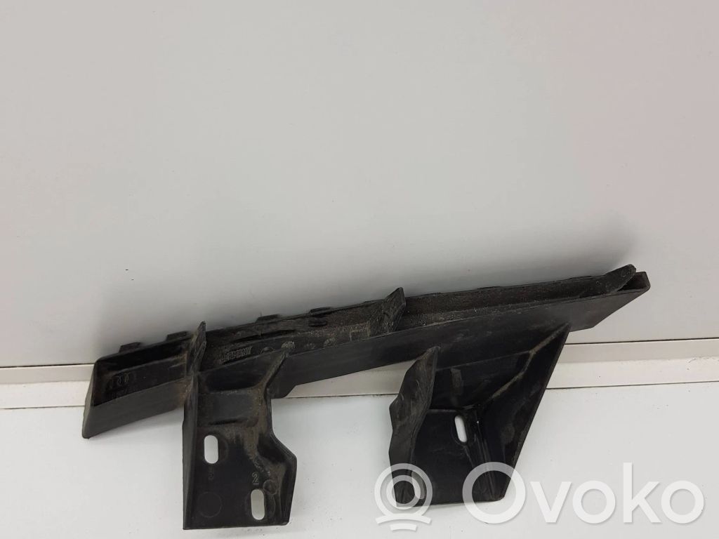 Audi Q7 4L Front bumper mounting bracket 