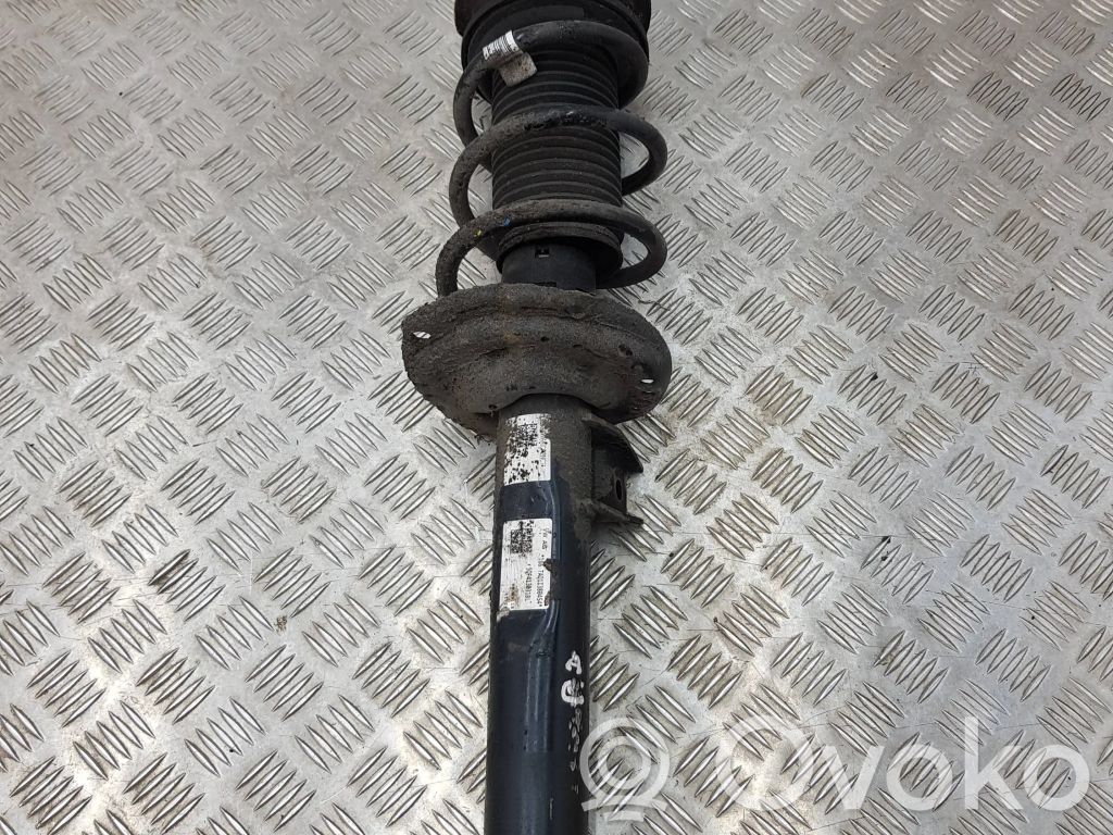 Volkswagen Tiguan Amortyzator osi przedniej ze sprężyną 