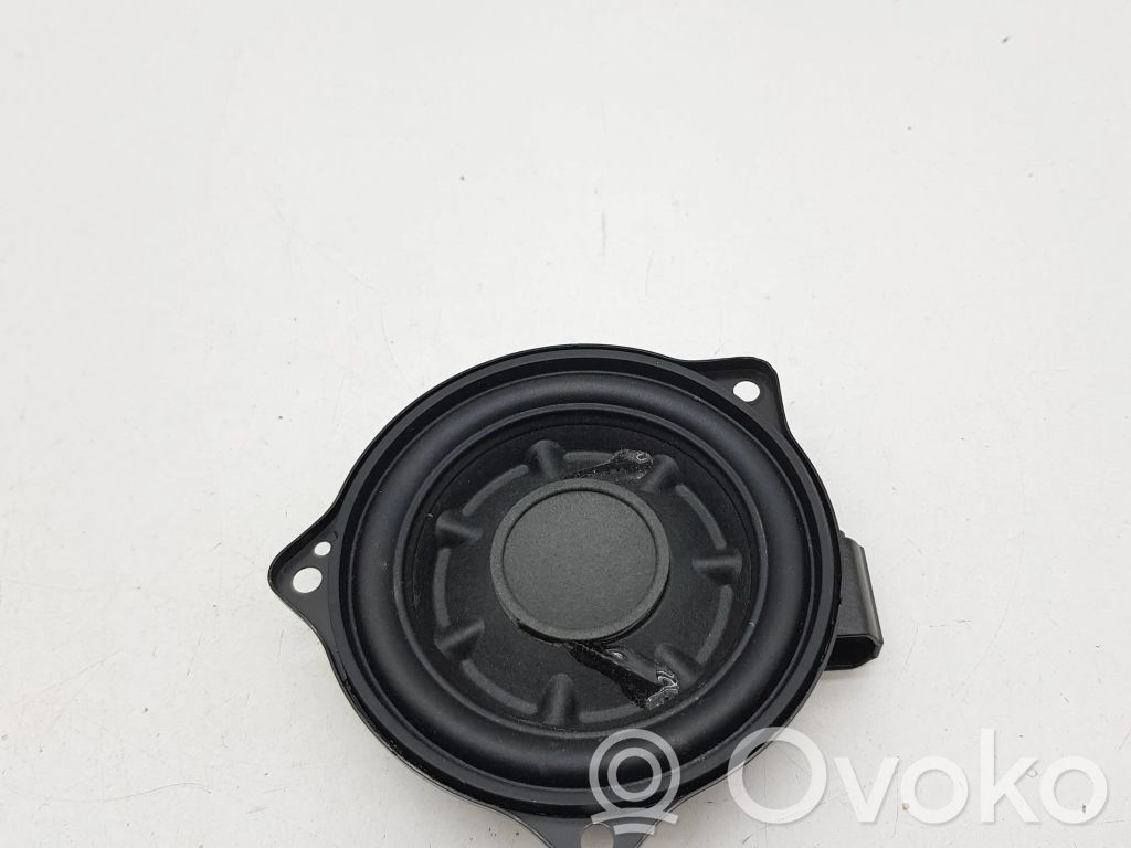 Jaguar I-Pace Rear door speaker 