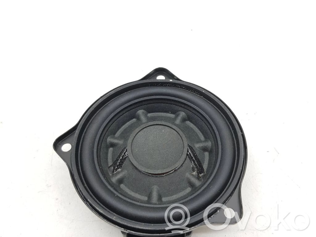 Jaguar I-Pace Parcel shelf speaker 