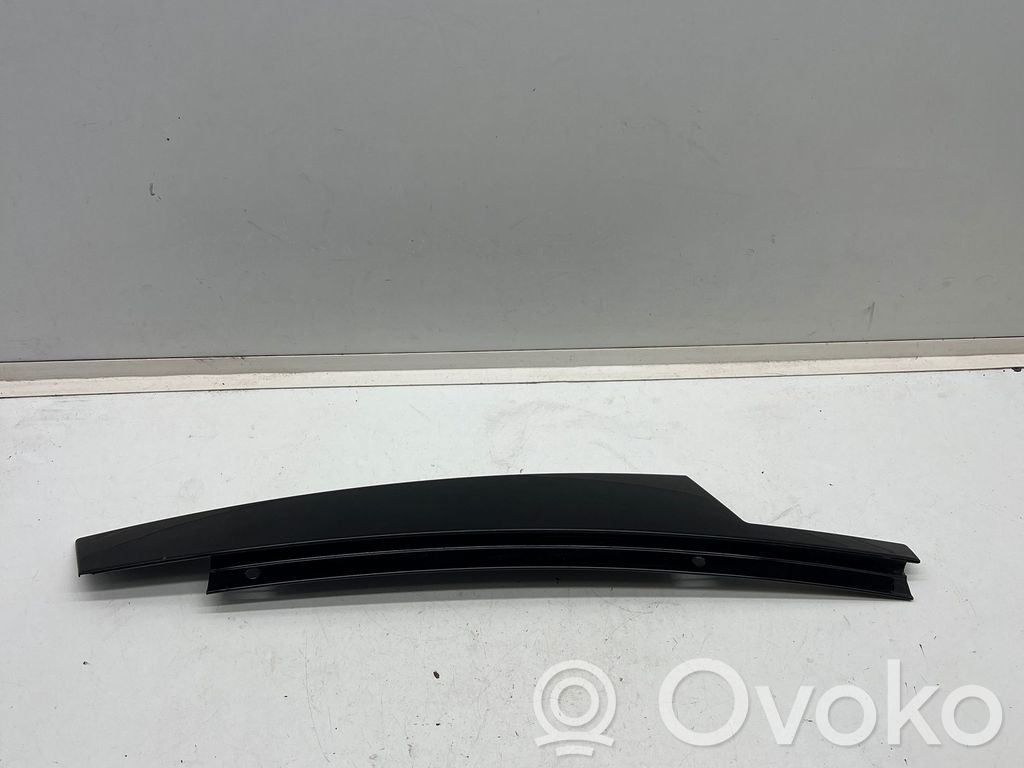 BMW 5 G30 G31 G38 Verkleidung Türfenster Türscheibe vorne 