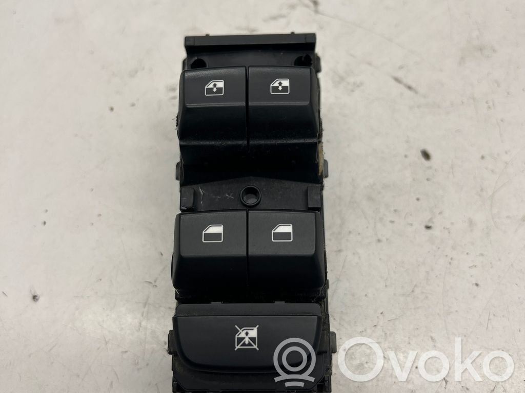 KIA Ceed Electric window control switch 