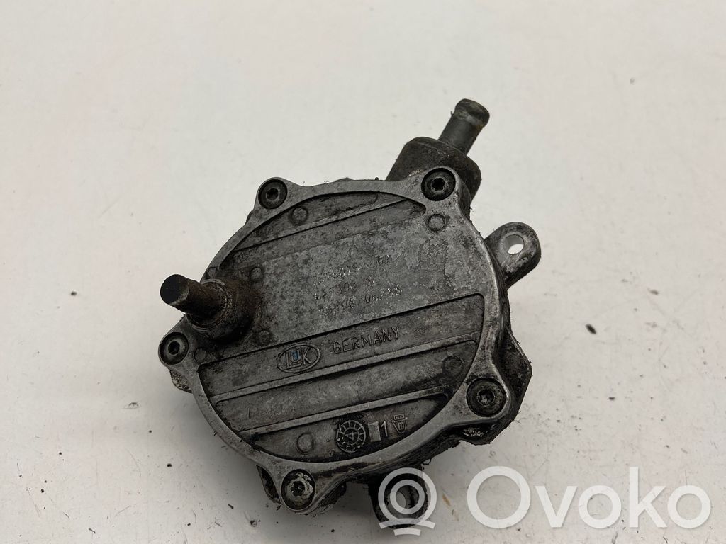 BMW 6 E63 E64 Vacuum pump 