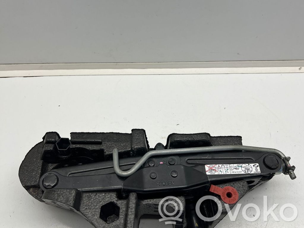 Renault Megane III Zestaw narzędzi 