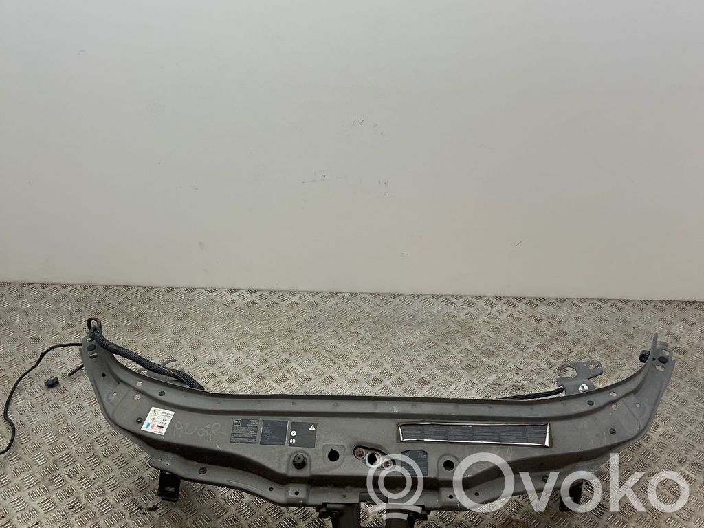 Renault Fluence Panel mocowania chłodnicy / góra 