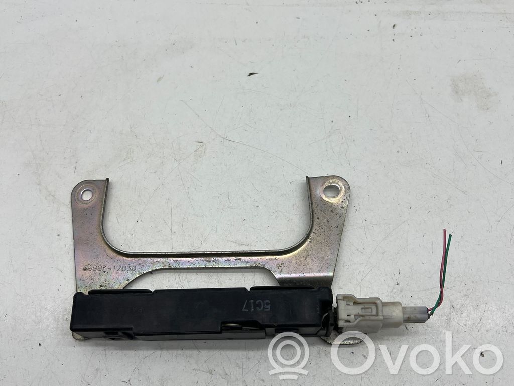 Toyota Auris E180 Sensor 
